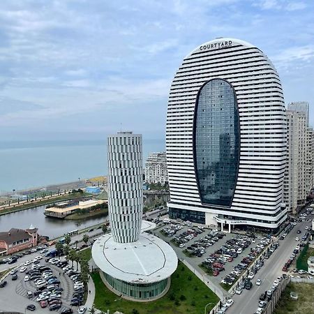 Cozy City Apartments In Orbi Batumi Eksteriør billede
