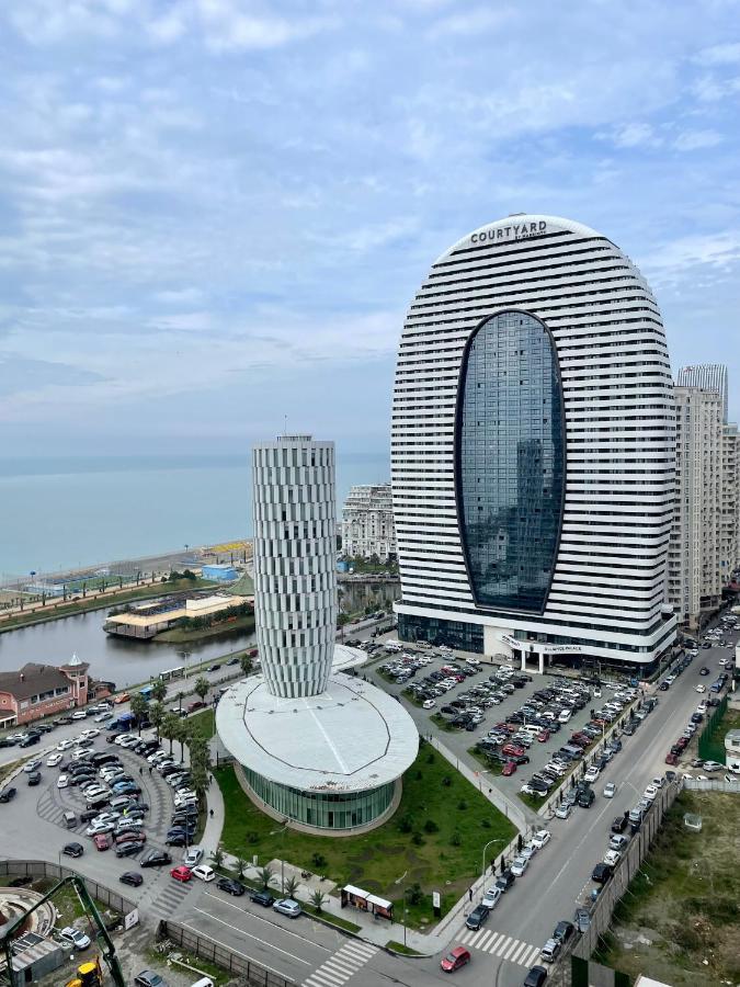 Cozy City Apartments In Orbi Batumi Eksteriør billede